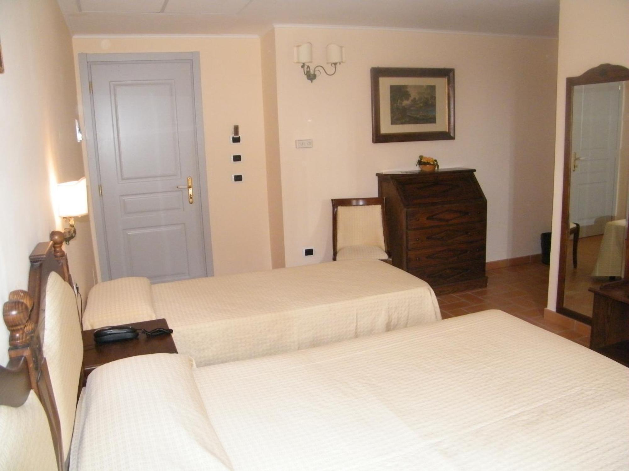 Hotel Villa Delle Meraviglie Maratea Szoba fotó